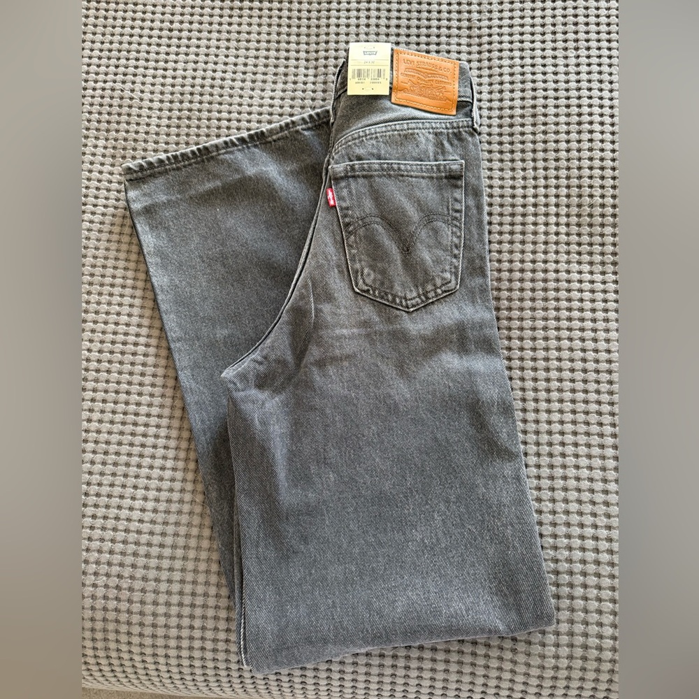 NWT Levi’s Ribcage Wideleg Jeans